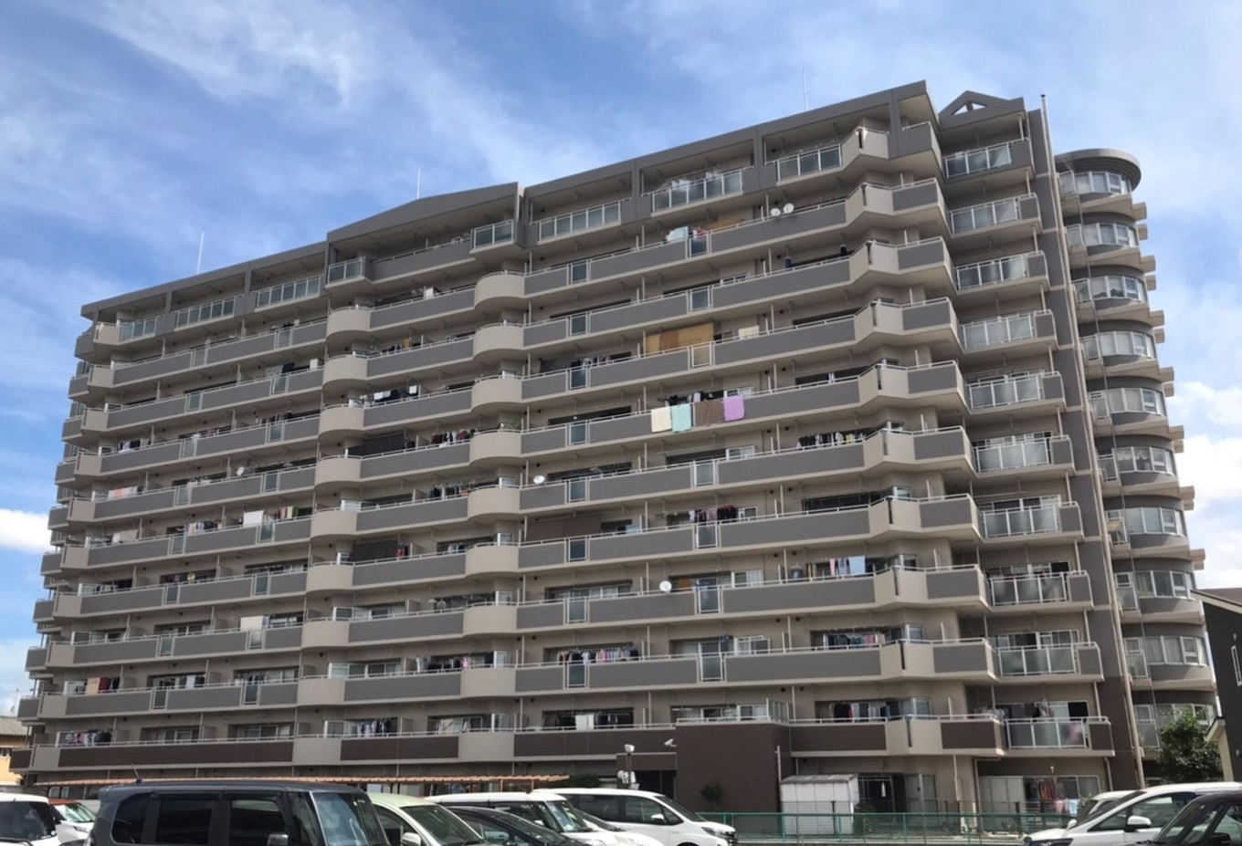 施工後 マンション外観 南面