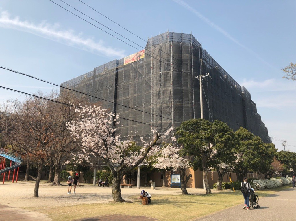 施工中 マンション外観