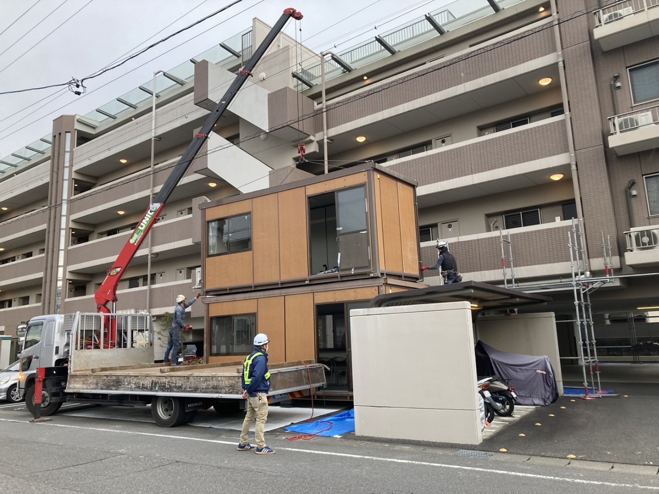 仮設足場組立中 2