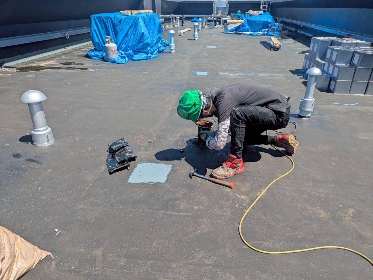 屋上防水工事が順調に進行中｜セントビスタ南豊田 大規模修繕